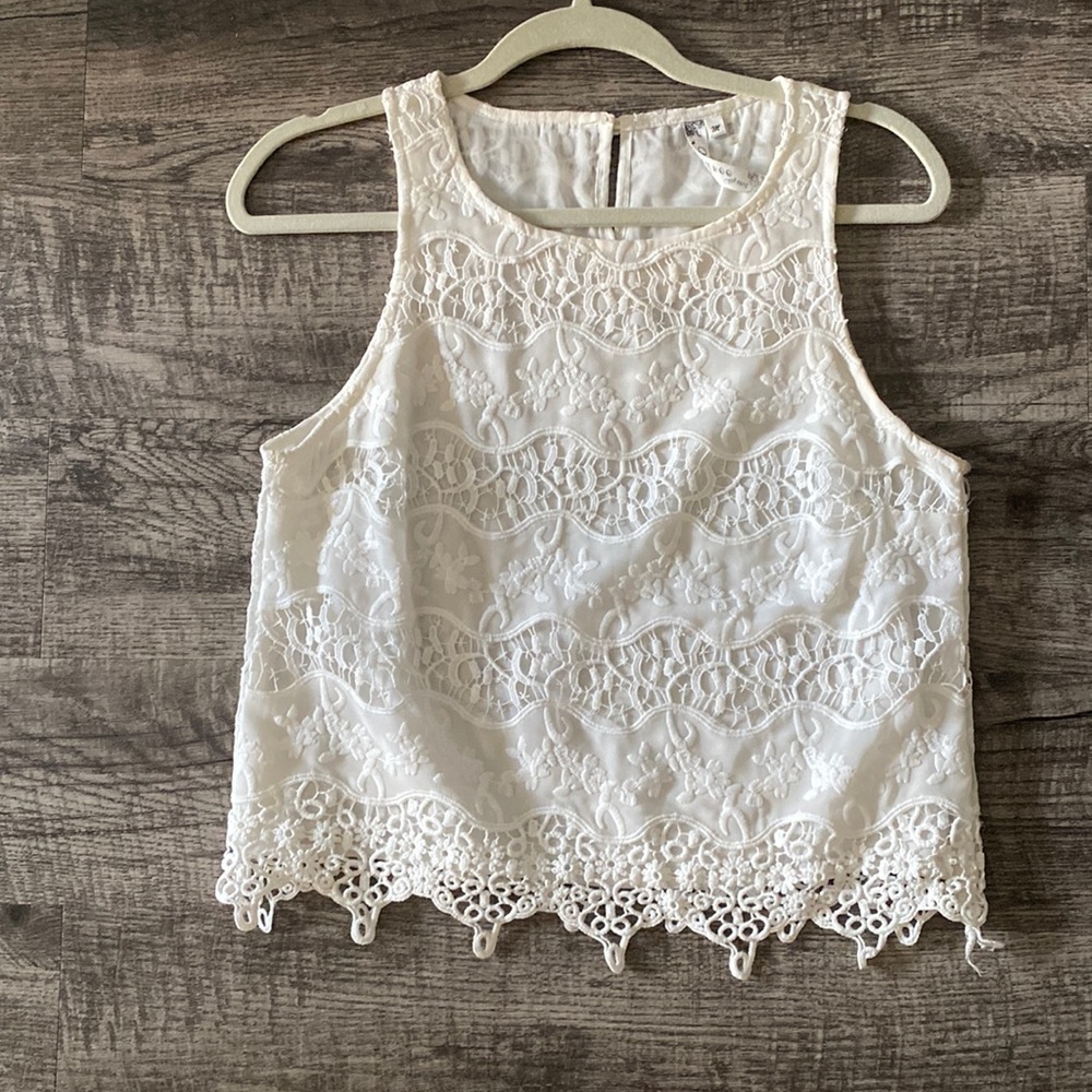 WOMEN’S TANK TOP